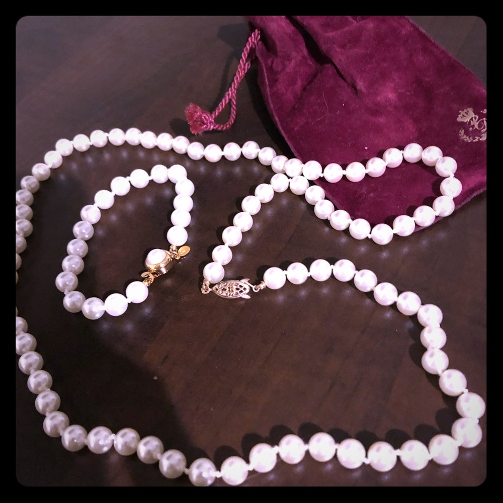 "countess" faux pearl necklace and bracelet